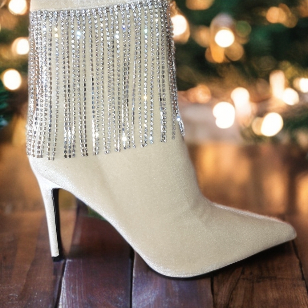 KAYLEEN By Los Angeles NWT Champagne Heeled Boots with Rhinestone Fringe - Picture 4 of 4
